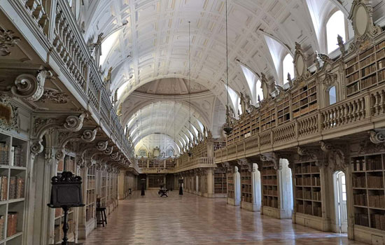 Mafra Palace Library